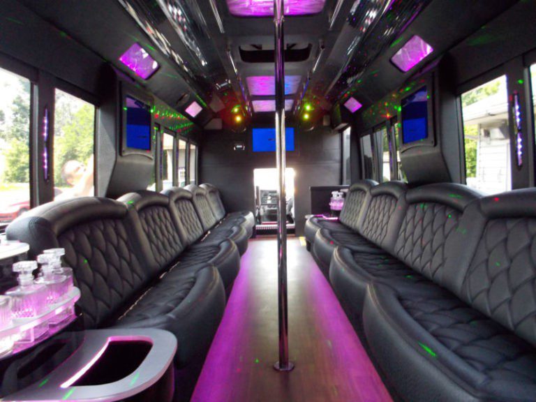 Prom Limo Rental in Houston, TX - Deluxe Limousine & Transportation