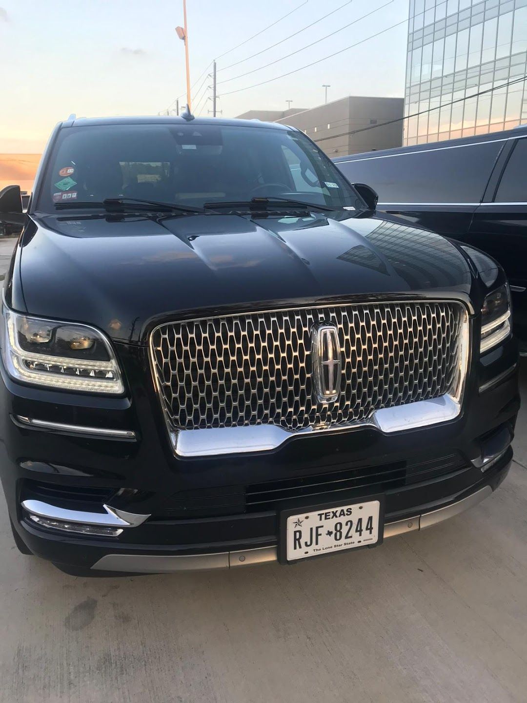 2021 Lincoln Navigator - Front - Limousine, Shuttle, Party Bus Rentals ...